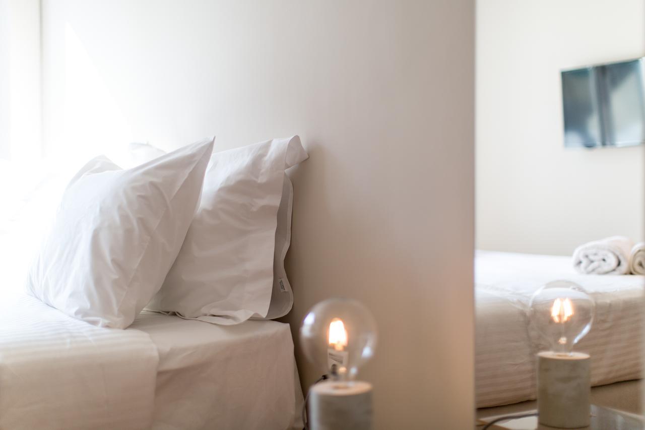 אתונה Aba Junior Apartment Veikou Street מראה חיצוני תמונה
