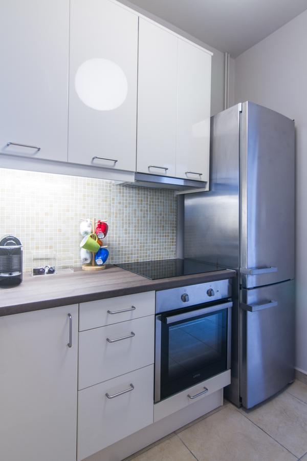 אתונה Aba Junior Apartment Veikou Street מראה חיצוני תמונה